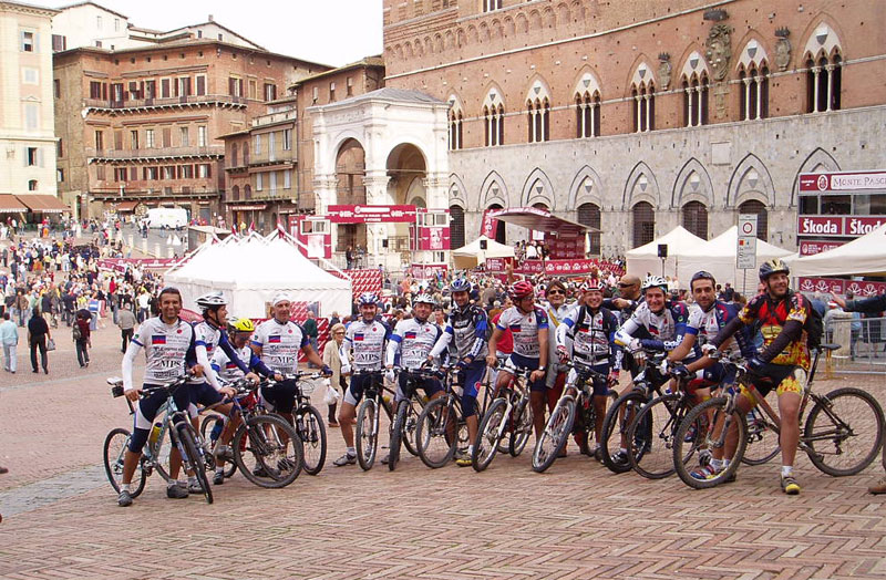 gal/2007/20 - Montepaschi Eroica/PA090034-01.jpg